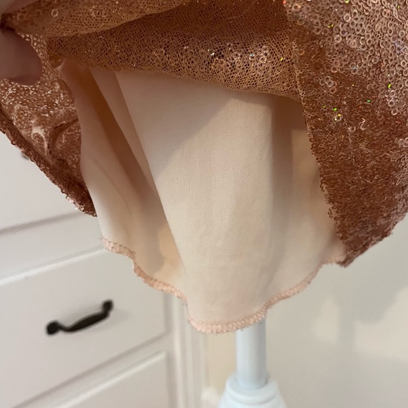 Rose Gold Sequin Cocktail dress plunging v neck sleeves - Picture 8 of 14